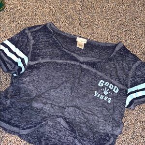 Good vibes tee